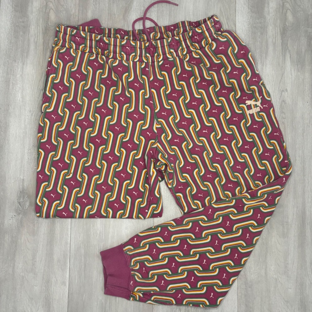 PUMA Capri Jogger Sweatpants Retro All Over Print Dusty Orchid Pattern Large